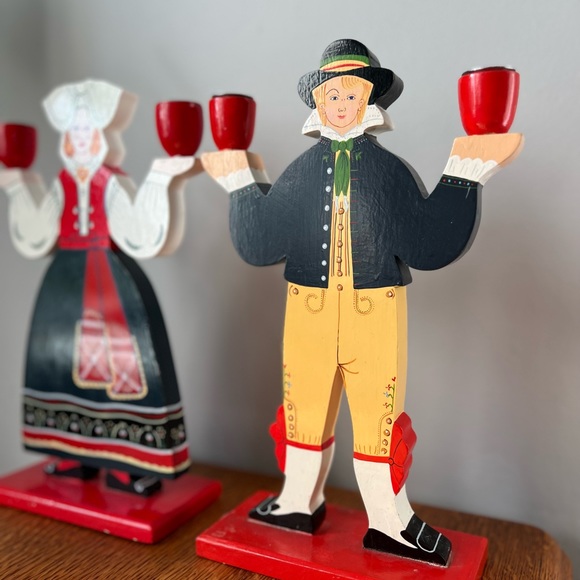 Pair of vintage Scandinavian wooden candlestick holders - Picture 5 of 12